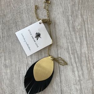 Noonday Aviary necklace NWT